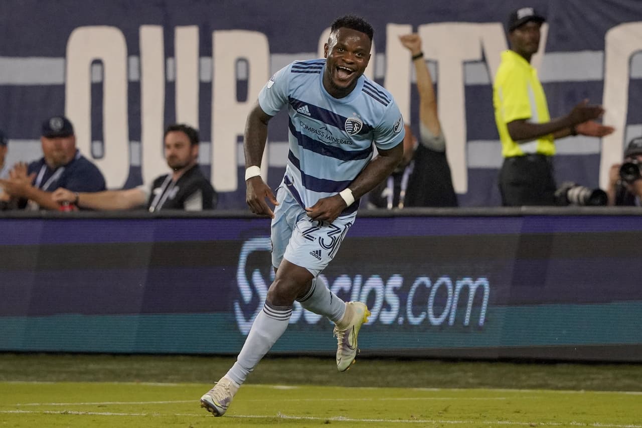 Delantero - WILLIAM AGADA (Sporting Kansas City)
<br>