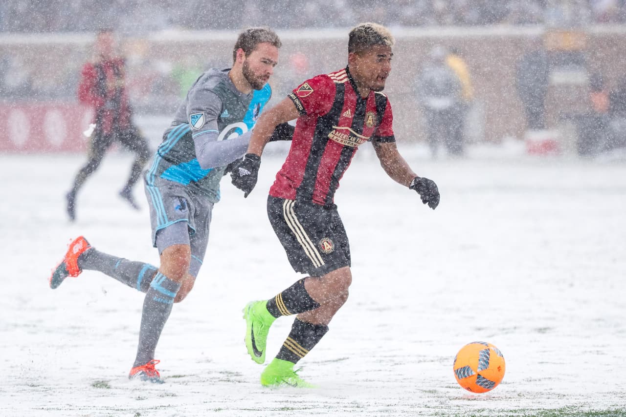 ¿La figura de la semana? Bajo la nieve el centrodelantero venezolano Josef Martínez registró tres goles frente a Minnesota United. El sudamericano se hace querer rápidamente por la afición de Atlanta United. (Crédito: USA Today Images)