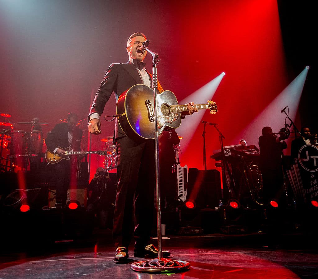 ¡Felices 40 años al ‘Príncipe del Pop’!