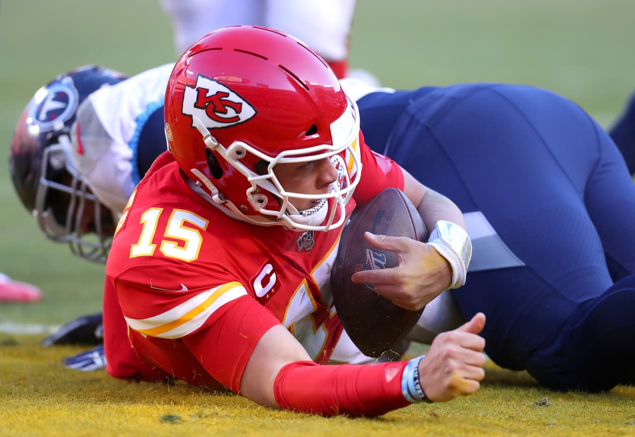 Patrick Mahomes lanzó 3 touchdowns y guía a los Chiefs a su tercer Super Bowl en la historia de la NFL.