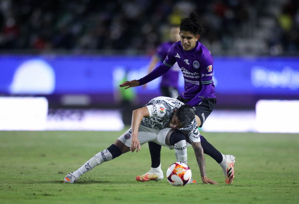 José Ortiz Cortes (71') se vistió de villano y empujó el balón en su propia meta para darle el triunfo a los de Coapa. En la J13 del Guard1anes 2021, América recibirá al Necaxa y Mazatlán visitará Puebla.