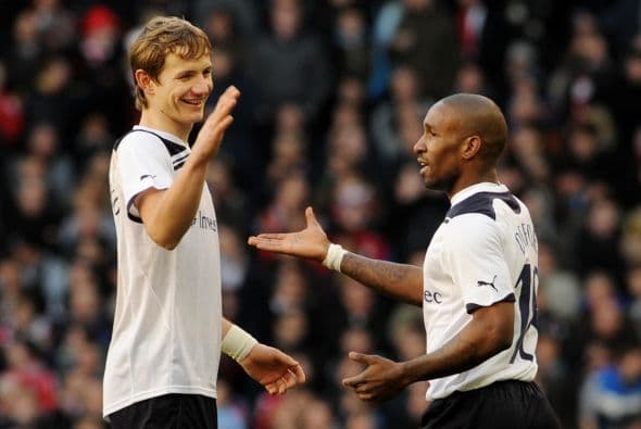 Dos goles de Jermain Defoe y otro de Townsend le valió la victoria de 3-0 al Tottenham.