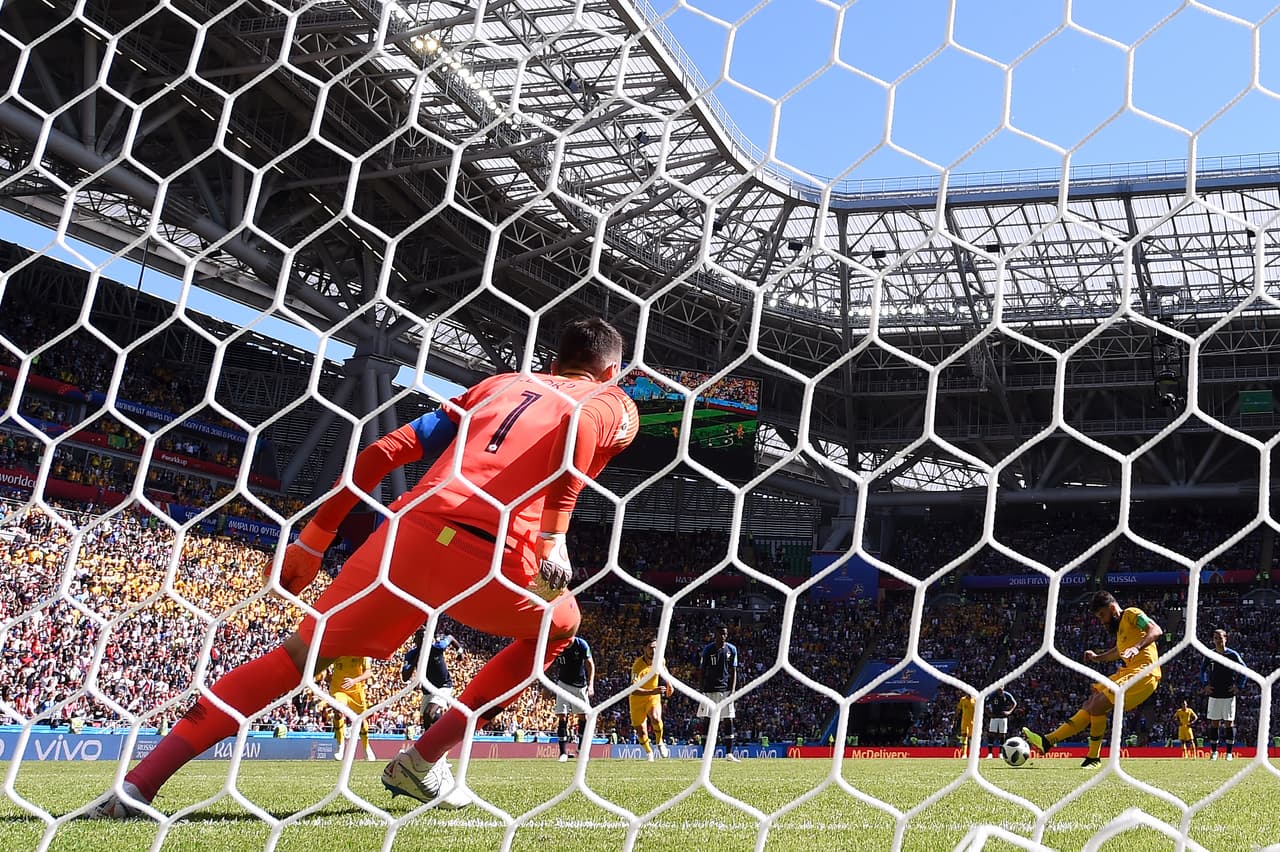 15: Mile Jedinak, al minuto 17 del segundo tiempo. Francia 1-1 Australia