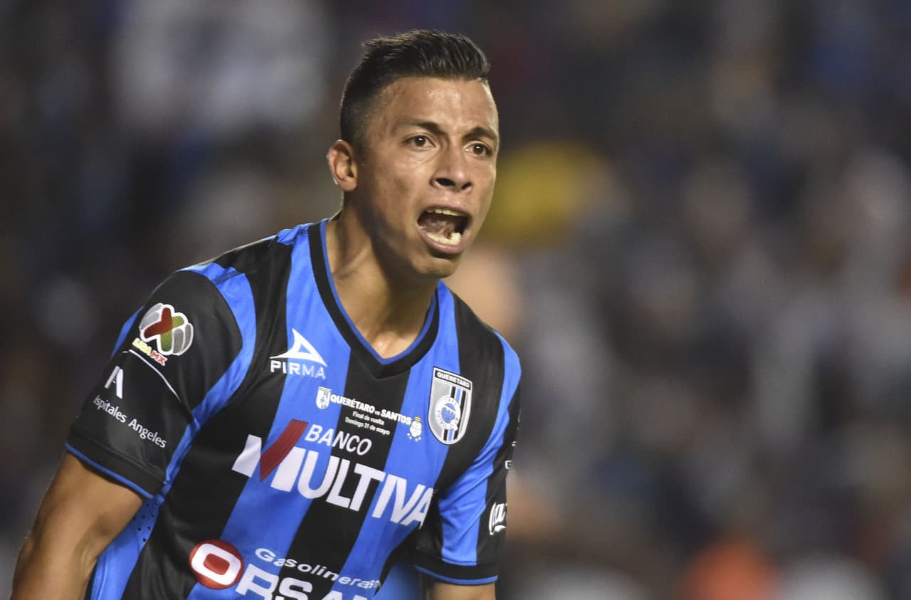 Ángel Sepúlveda.- CALIFICAIÓN 9: Fue el mejor jugador de Querétaro, el delantero marcó el tercer gol del equipo y estuvo presente en por lo menos un gol de lo que marcó su equipo. Asimismo fue el jugador más desequilibrante de Gallos pese a que en la segunda parte no participó mucho.