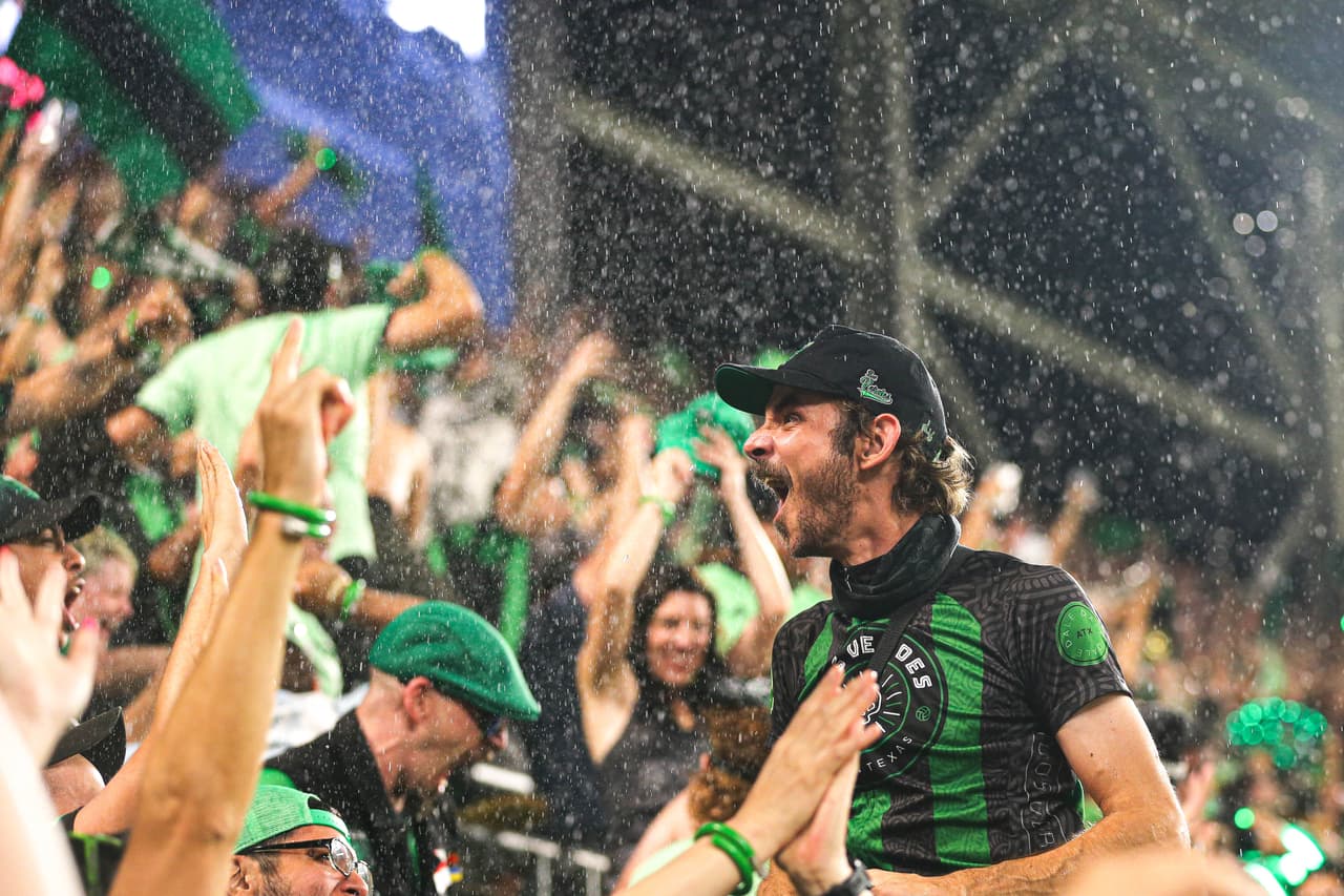 El club de la capital texana sigue firme en la lucha por las primeras posiciones de la Conferencia Oeste.
<br>