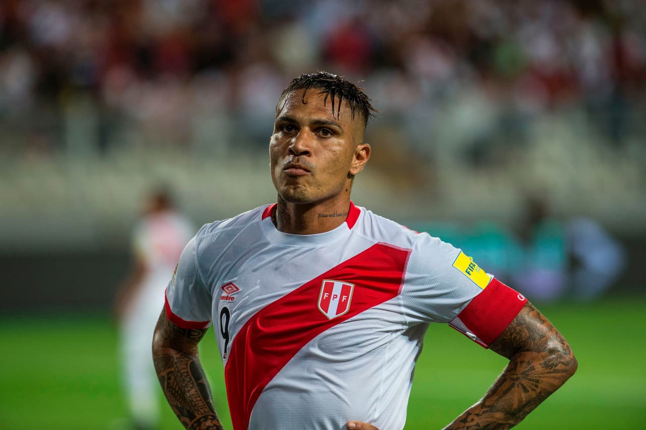 La sanción durante un año a Paolo Guerrero por positivo por un metabolito de la cocaína en un control de dopaje el pasado octubre es un golpe fuerte para Perú y para el mundo del fútbol ¿por qué?