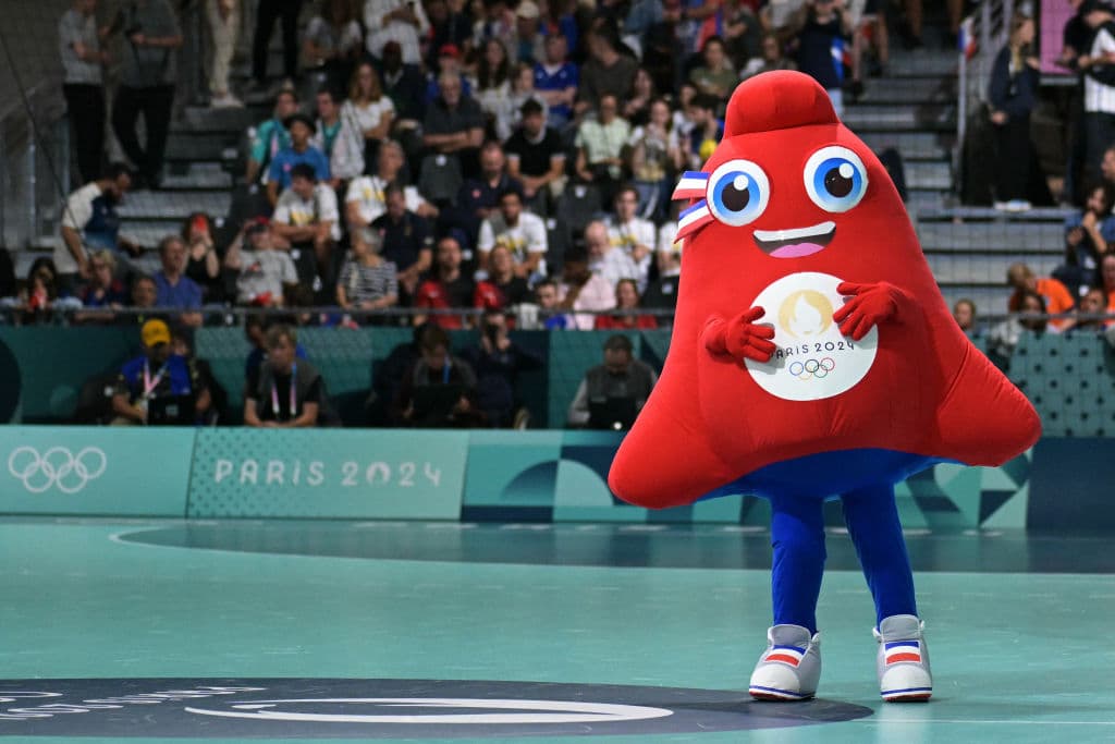Los atletas de París 2024 tendrán como regalo a la mascota medallista de París 2024