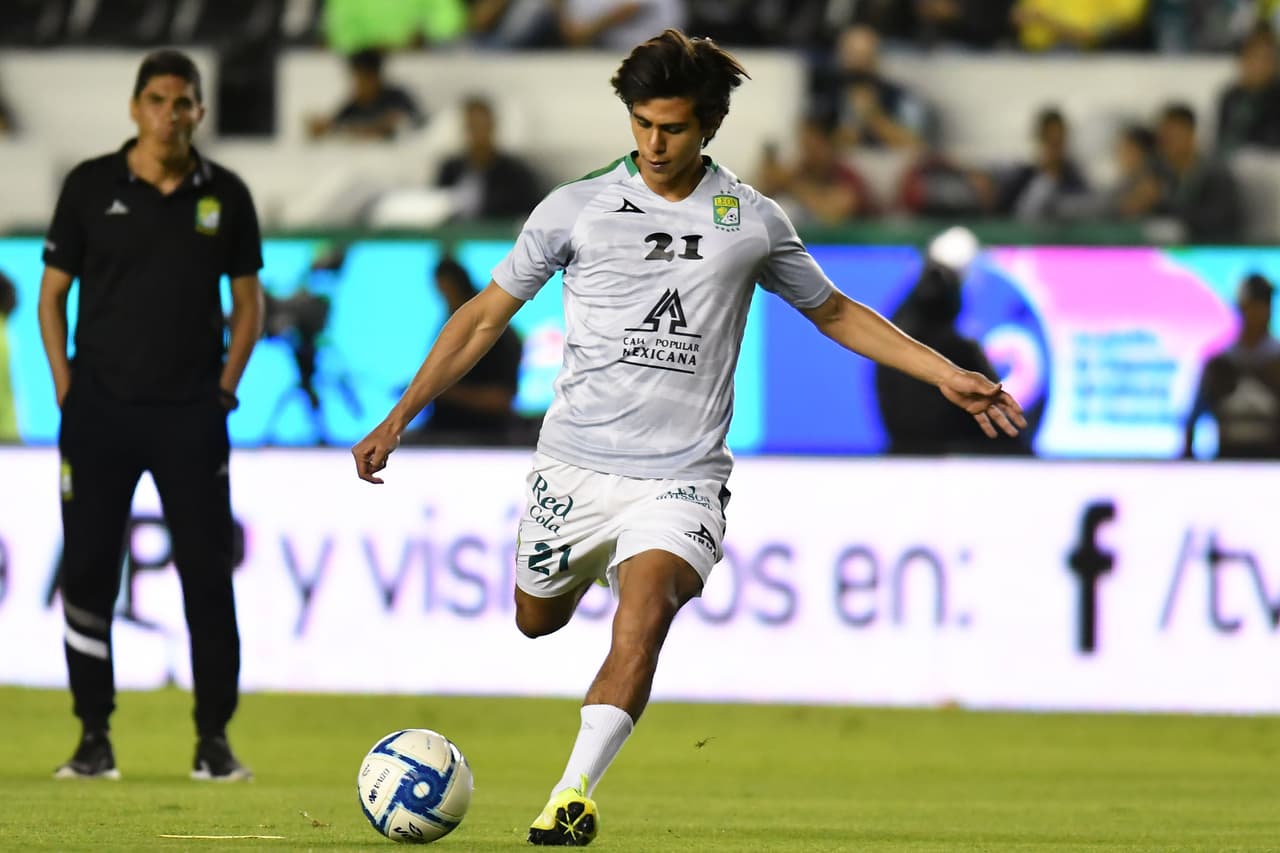 José Juan Macías cerca de quedarse en León