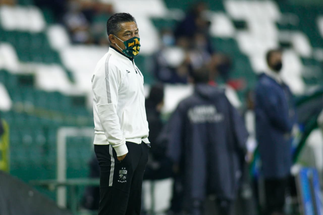 Ignacio Ambriz reconoce que "Atlas hizo ver mal a León"