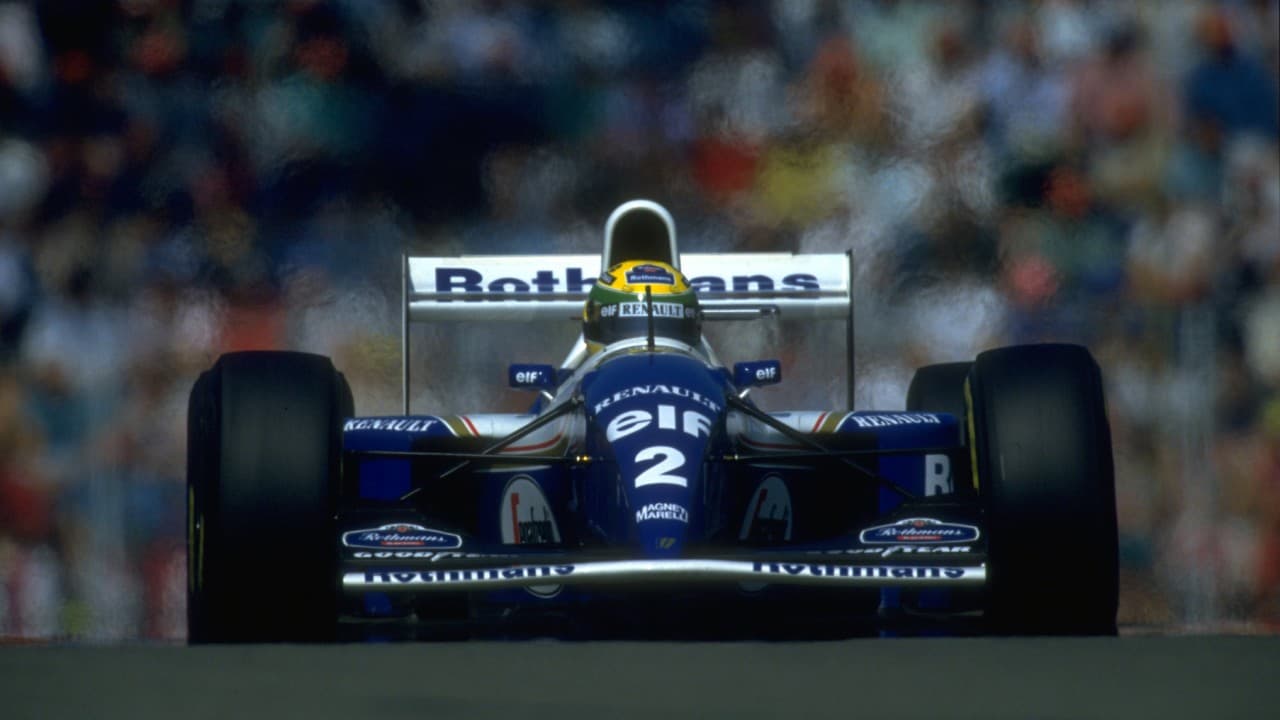 Esta es una de las últimas fotos que se le tomaron en vida a Ayrton Senna, durante el Gran Premio de San Marino de 1994.