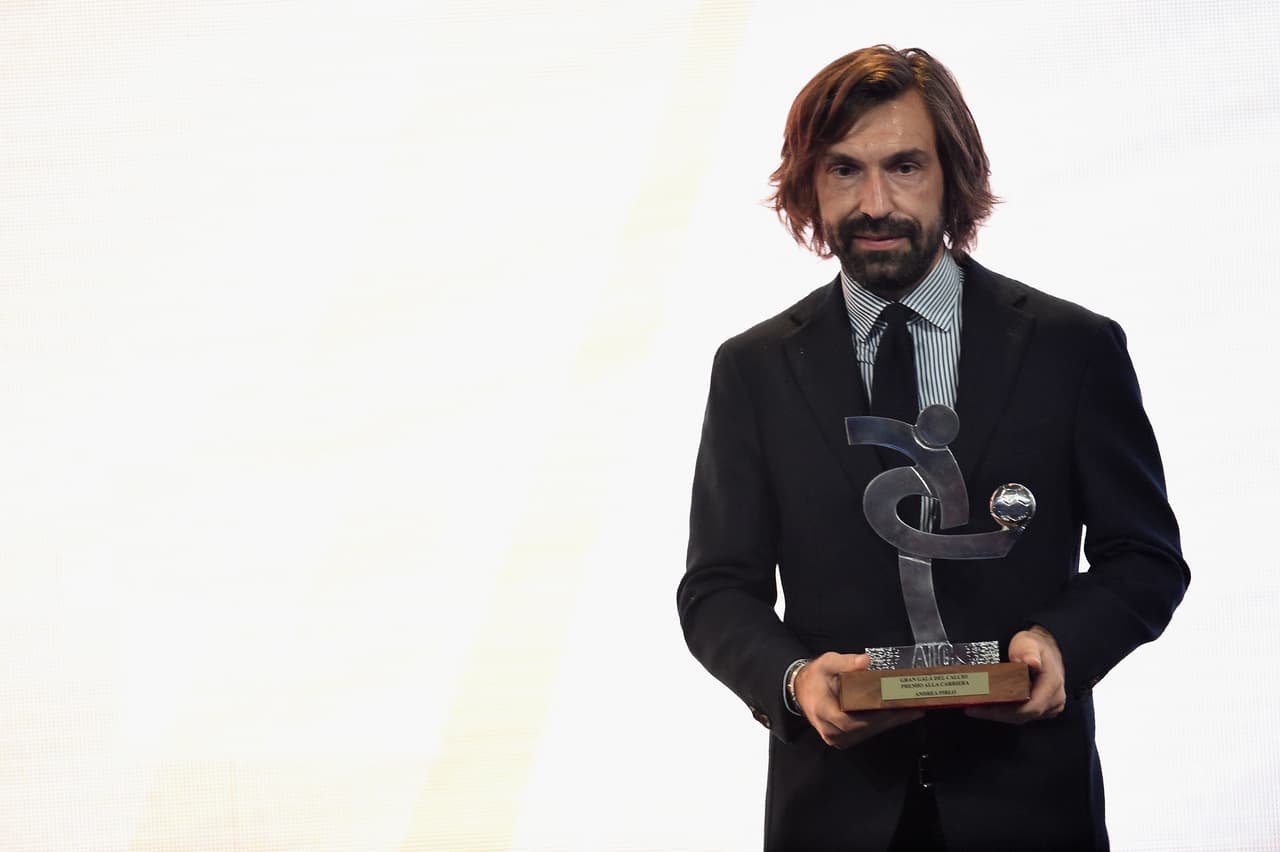 Pirlo se prepara para ser entrenador