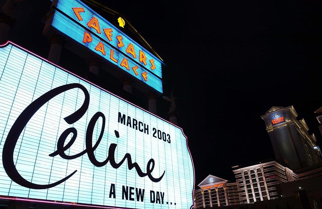 ‘A New Day’ se estrenó el 25 de marzo de 2003 y concluyó el 15 de diciembre de 2007.