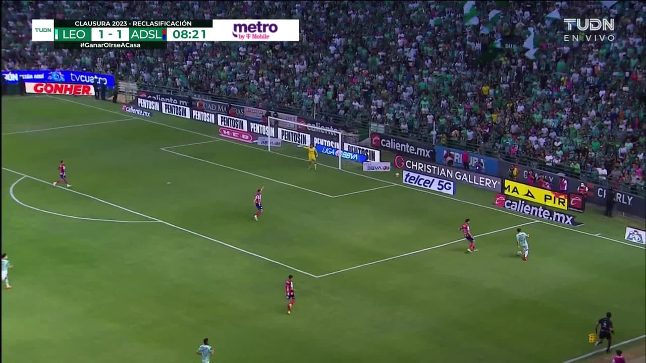 ¡TIRO ATAJADO! disparo por Alfonso Alvarado.