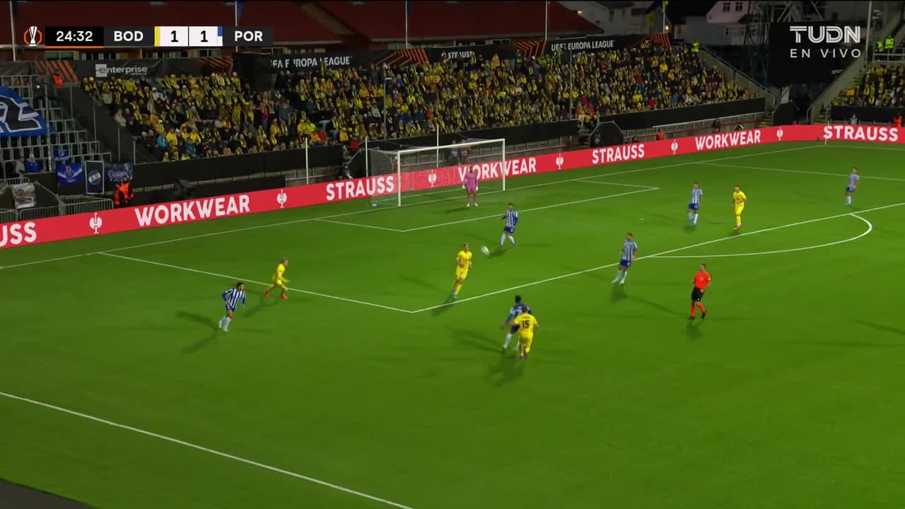 ¡TIRO ATAJADO! disparo por Patrick Berg.