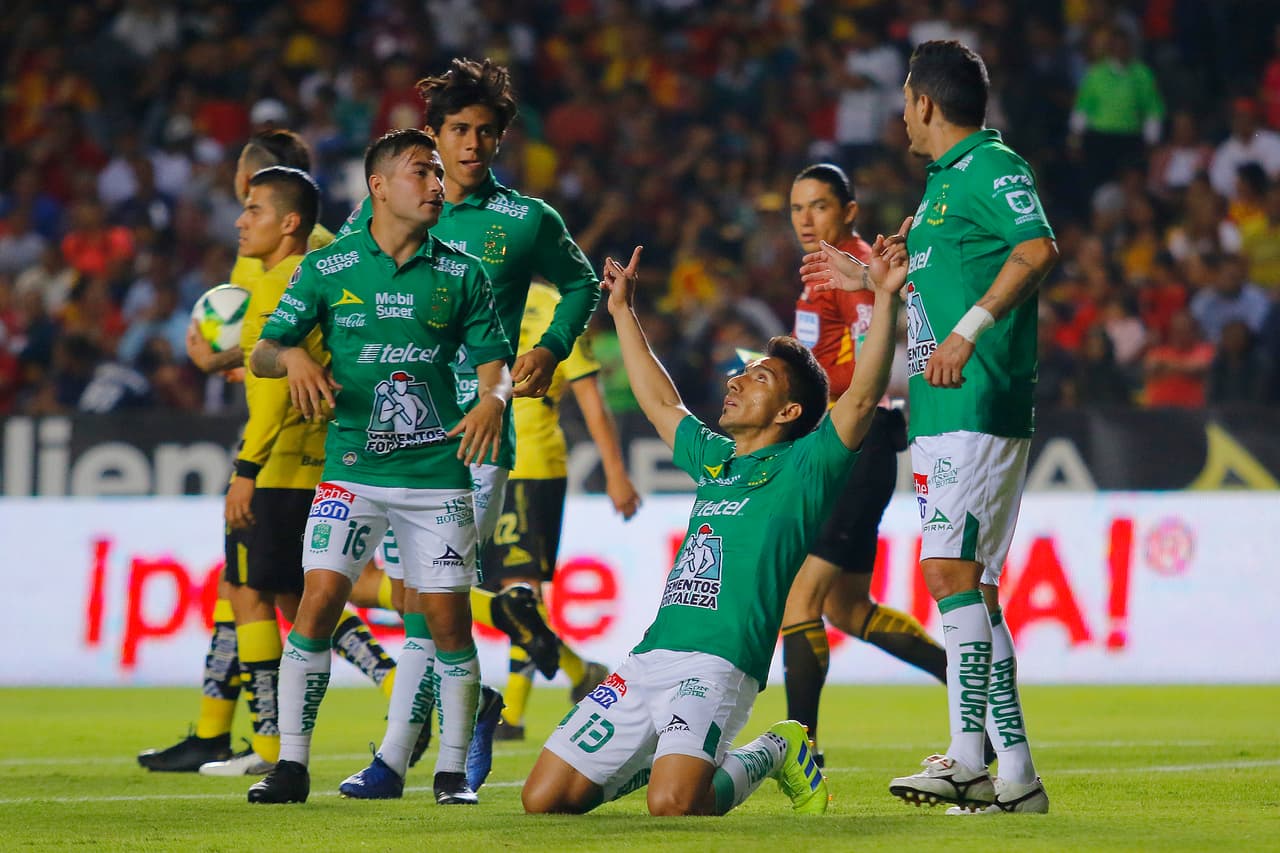 Con doblete de Ángel Mena y unos Esmeraldas intratables, les bastaron 45 minutos para derrotar 3-2 a Morelia en su propia casa.