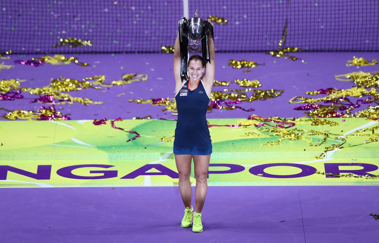 Dominika Cibulkova es una eslovaca de 27 años que se impuso ante la número uno del mundo, la alemana Angelique Kerber, en el Tour Championships, certamen que reunió a las 8 mejores jugadoras del año. Su triunfo la pone como firme competidora en el panorama para la temporada de 2017. Su talento, belleza y carisma darán de qué hablar.