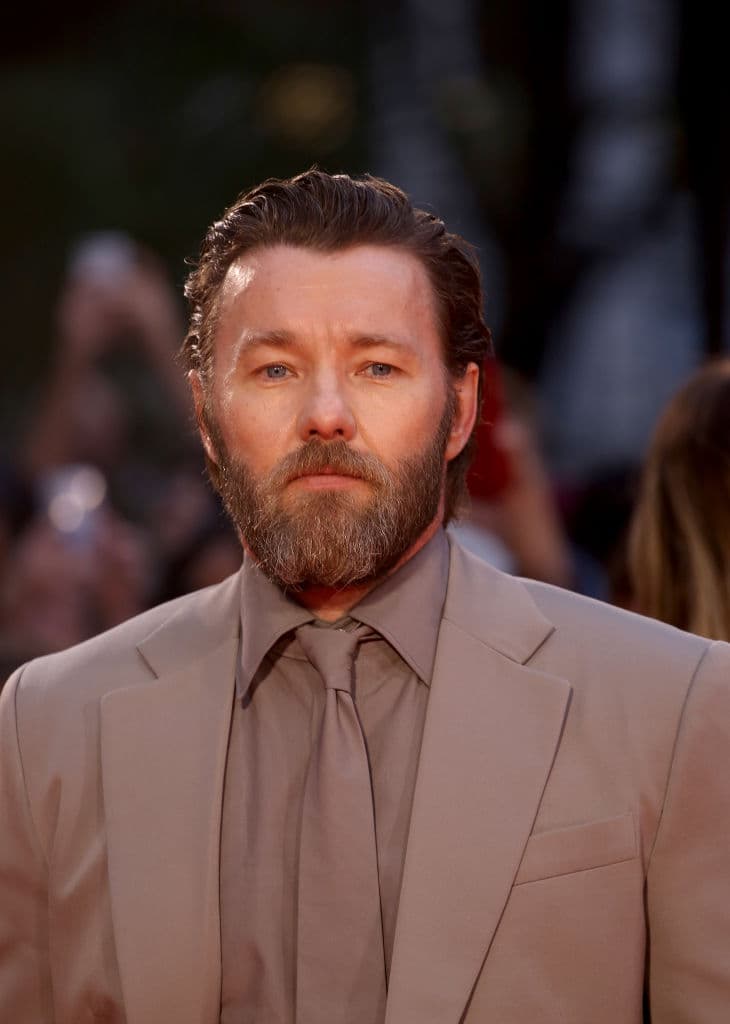 Debido a la naturaleza interracial de su matrimonio, fueron arrestados, encarcelados y exiliados. Durante una década la pareja luchó por su derecho a regresar a casa.
<br>