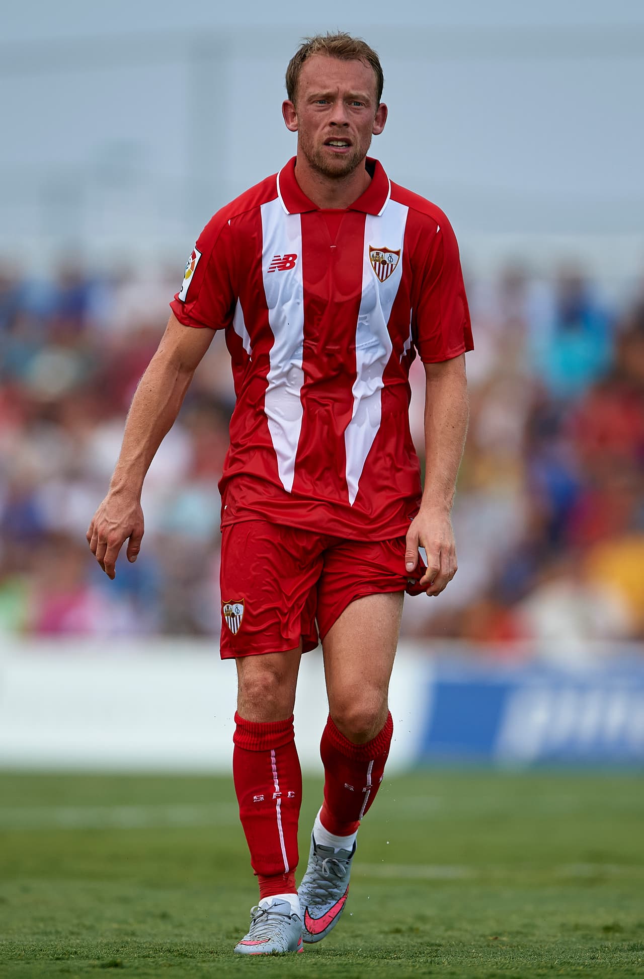 7 Michael Krohn-Dehli – Un portento físico, el danés estuvo apagado en el primer tiempo, pero se creció en el segundo, como todo su equipo, y contribuyó desde el medio campo a frenar las embestidas del rival. Lo intentó con algún tiro lejano, pero, bien colocado, destacó en la misión de cortar líneas de pase del Barça y oxigenar a los suyos. Calificación: 7.