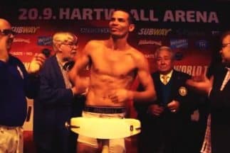 Richar Abril listo para defender título ligero en Finlandia (Foto: Twitter).