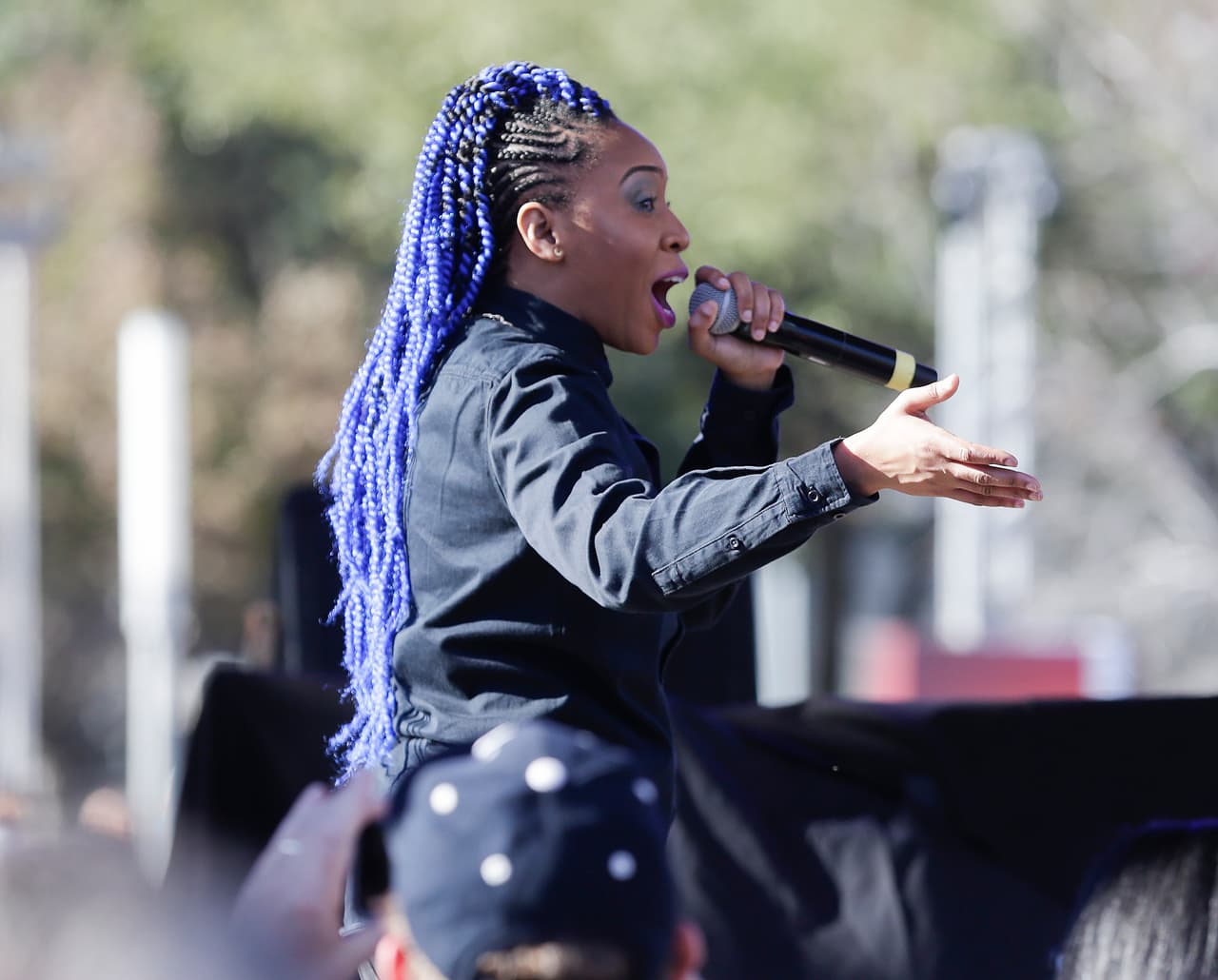 Dentro del espacio previo, también se hacen todos los preparativos de las presentaciones musicales. El show del Super Bowl es un clásico que acapara la atención mundial.