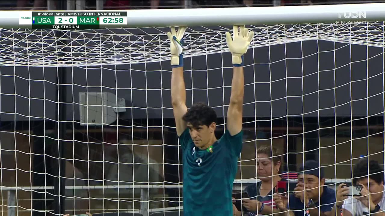 ¡GOL!  anota para Estados Unidos. Haji Wright