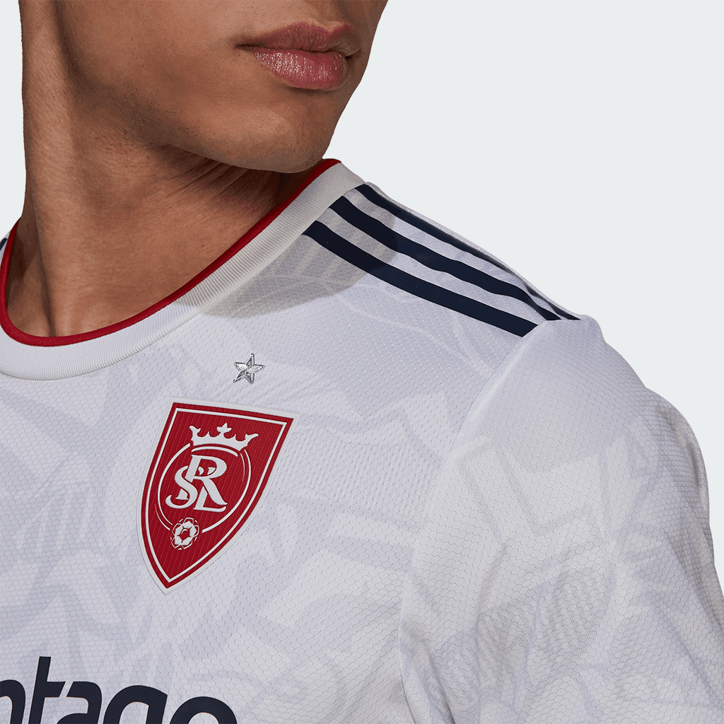 Detalles de la nueva camiseta de RSL.