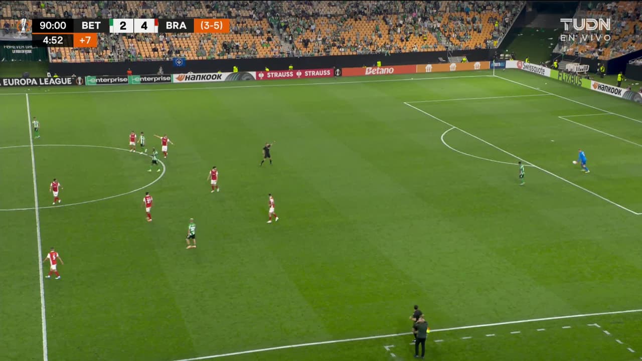 ¡TIRO ATAJADO! disparo por Ricardo Horta.