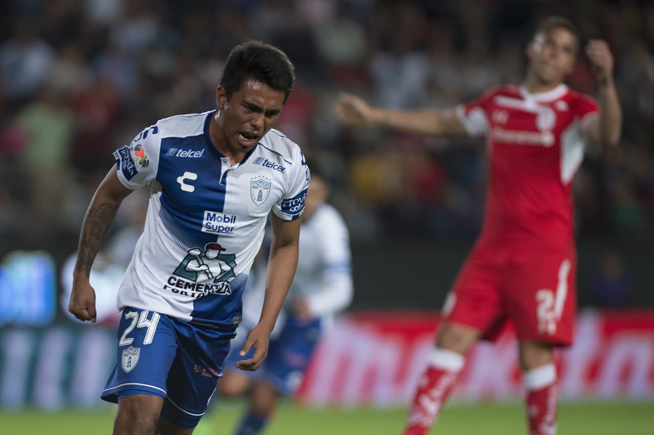 Pablo López amplió la ventaja para Pachuca tras ingresar solo al área y patear con fuerza a segundo palo, ocurrió al minuto 21.