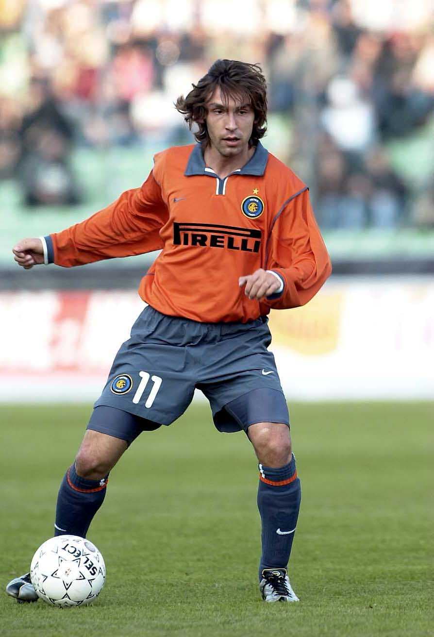 Andrea Pirlo hizo su primera aparición en la Serie A a los 16 años recién cumplidos con el Brescia Calcio.