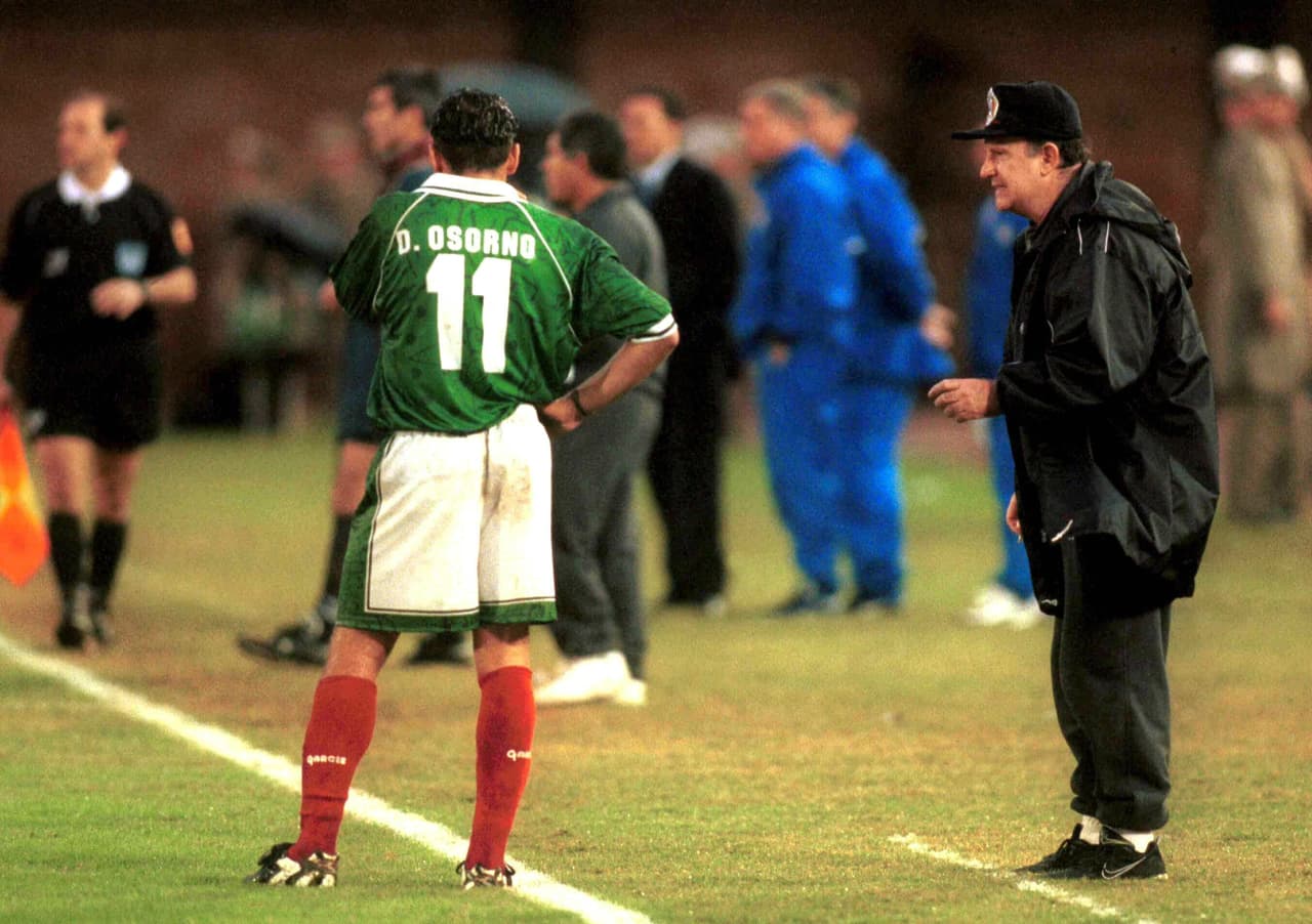 Manuel Lapuente comandó a un equipo que, aunque en fase de grupos dejó dudas, en las instancias finales mostró ser mejor que los rivales a los que se enfrentó.