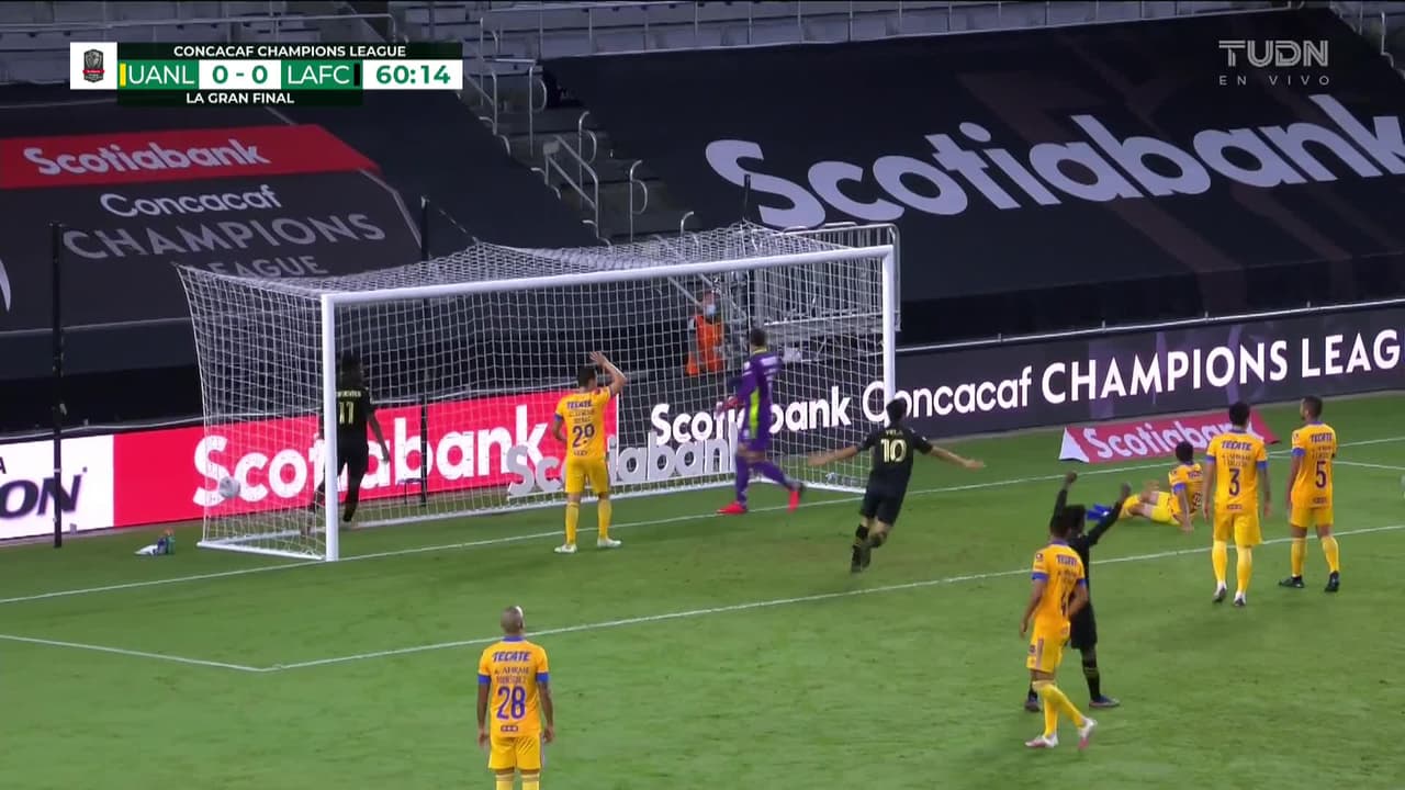 ¡GOL!  anota para LAFC. Diego Rossi