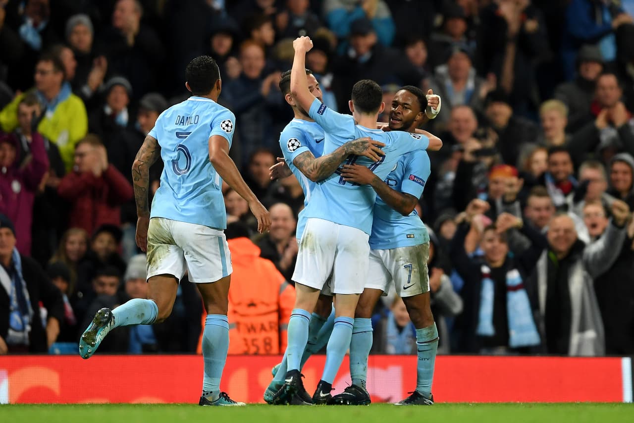 Manchester City no la tuvo fácil para vencer a Feyenoord 1-0 en casa con el tanto de Sterling. El equipo inglés tiene rendimiento perfecto en el Grupo F.