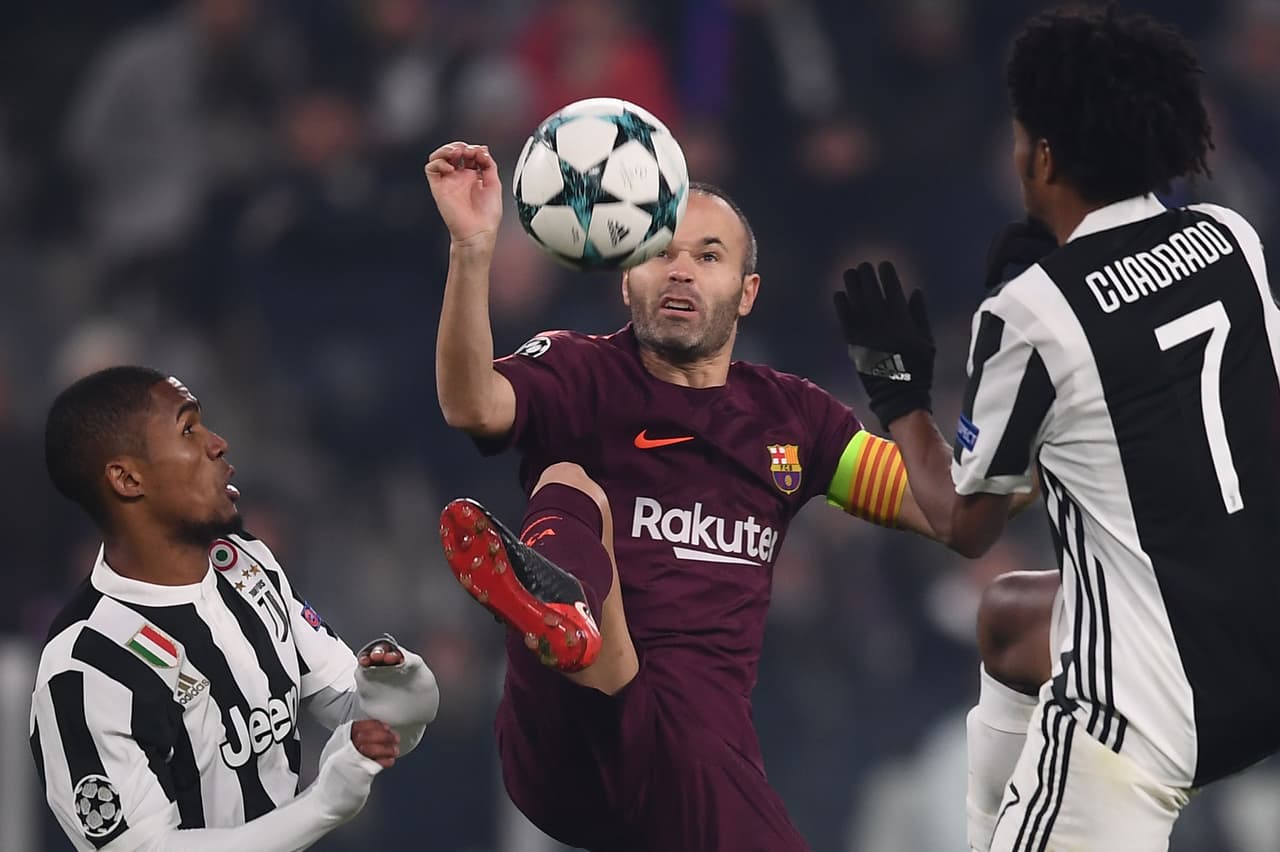 Juventus empató con Barcelona de local y dejó la definición de su clasificación a octavos de final para la última fecha, mientras que su rival de turno obtuvo su cupo a la siguiente ronda.