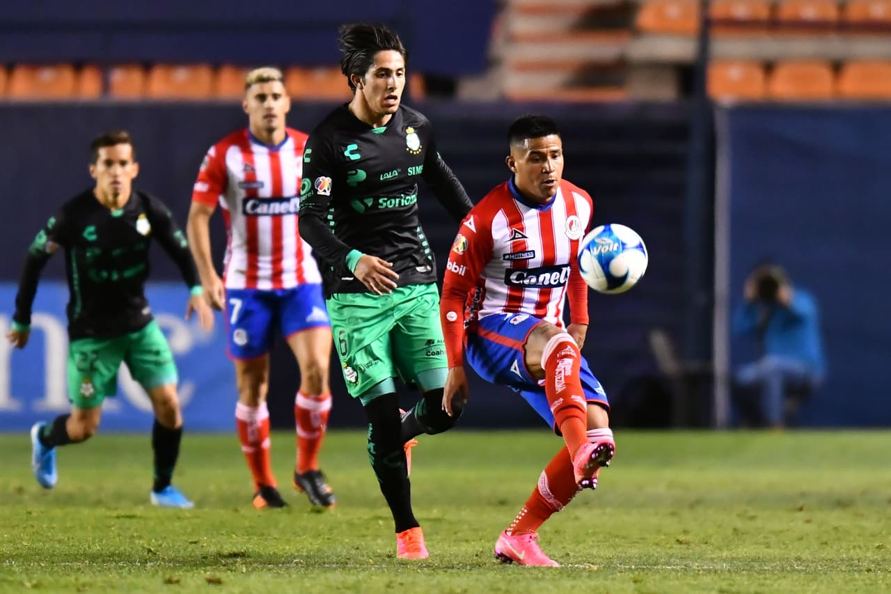 Un solitario gol de Nicolás Ibáñez al 15', Atlético San Luis vence 1-0 a Santos y suman tres unidades. Atlético San Luis se acerca a dos puntos de Santos, ya que llegan a 10 unidades y los Guerreros se quedan con 12.