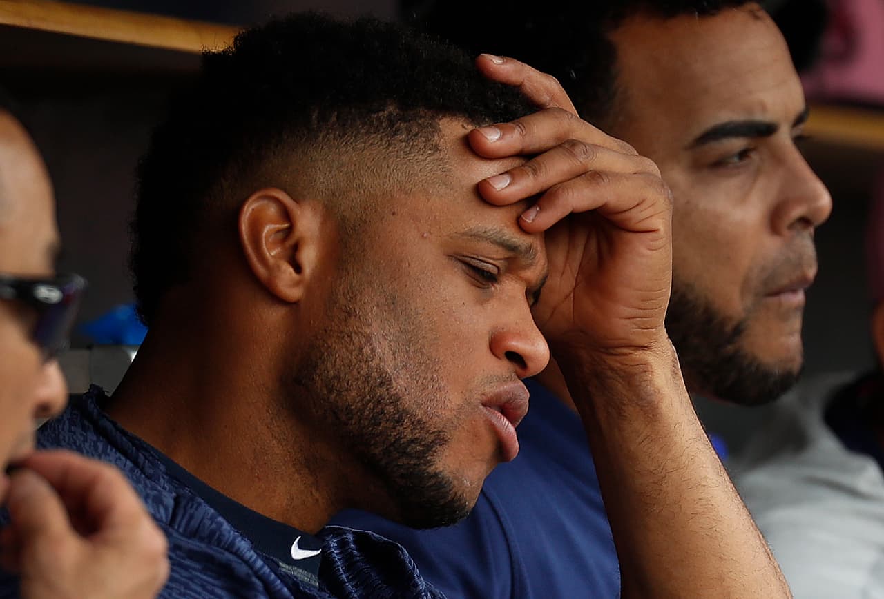 El segunda base estrella de los Seattle Mariners, Robinson Canó, dio positivo al consumo de una sustancia prohibida, la furosemida, y fue suspendido con 80 partidos.