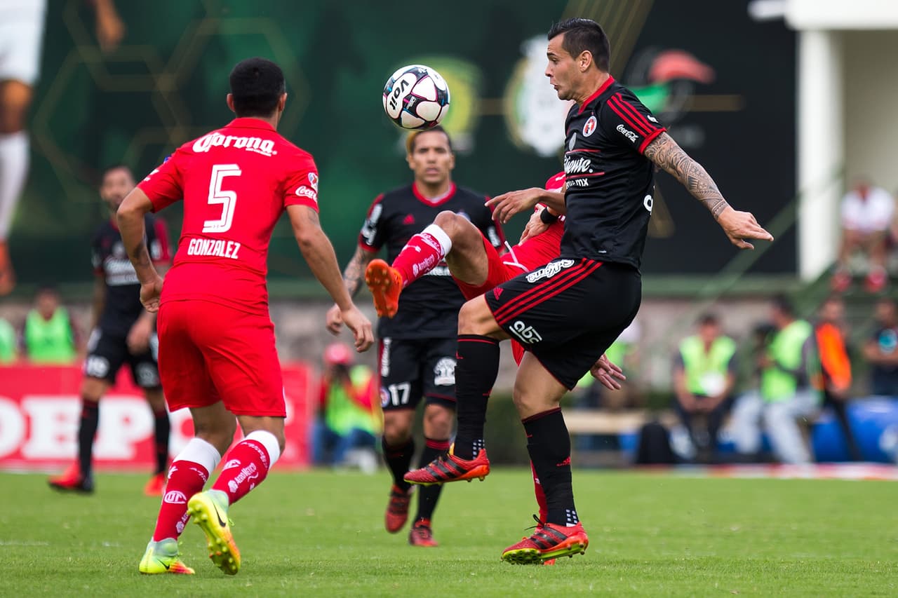 Tijuana va por el torneo derribando a todos sus rivales sea en casa o de visitante. Fue el turno de Toluca y enseñó lo parejo de su fútbol en todas sus líneas. Lo mismo Federico Vilar que Gabriel Hauche, pasando por Michael Orozo.