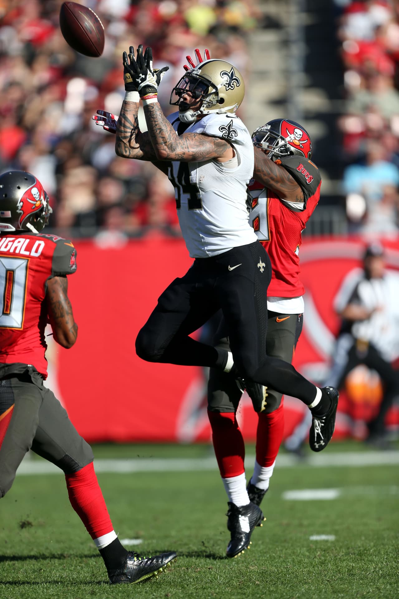 Stills promedió 16.5 yardas por atrapada y 11 recepciones para más de 40 yardas es sus primeras dos temporadas, ambas con los Saints. Seguro que en Miami tendrá muchas oportunidades por su habilidad como receptor de ruta y su velocidad explosiva (AP-NFL).