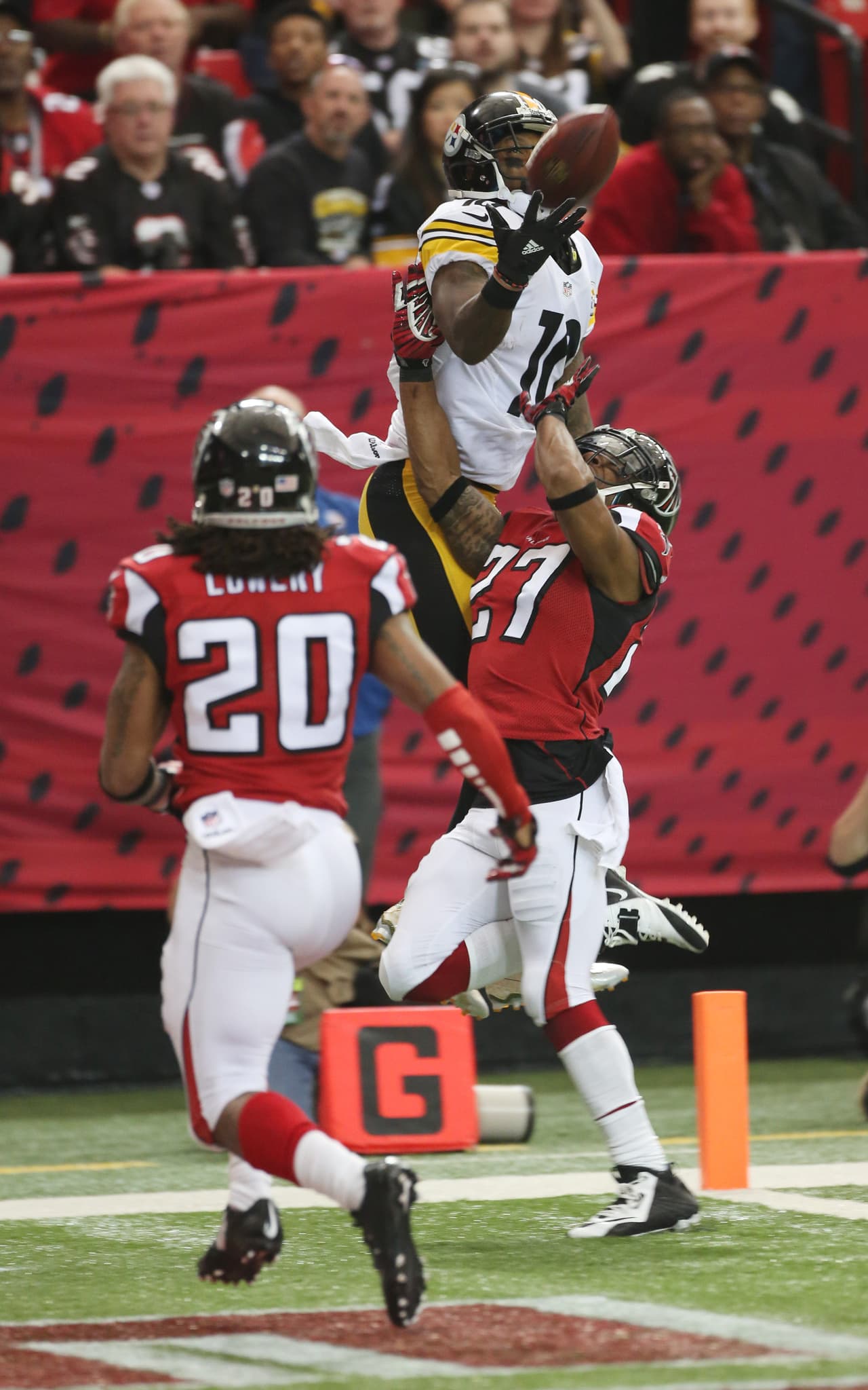 #4 Martavis Bryant, Pittsburgh Steelers: A pesar de haber jugado en sólo 10 partidos como novato, Bryant registró ocho TDs y registró cinco recepciones de más de 40 yardas. En las rutas verticales mostró su combinación de tamaño, velocidad y capacidad al saltar (AP-NFL).