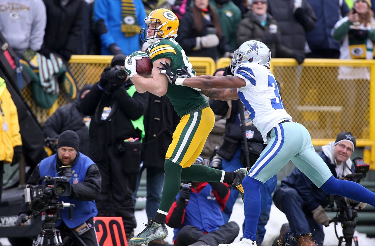 Uno de los mejores en el perímetro debido a su extraordinario capacidad para abrirse camino por el campo. Nelson muestra su habilidad de separarse de la cobertura y localizar los envíos a los largo del campo. 43 TDs y 22 recepciones de +40 yardas en las pasadas cuatro temporadas (AP-NFL).