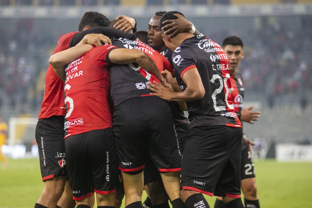 Con mucho corazón y Julio Furch, un héroe que vino desde la banca para marcar el gol del triunfo, los Zorros del Atlas están en los Cuartos de Final del Guard1anes 2021.