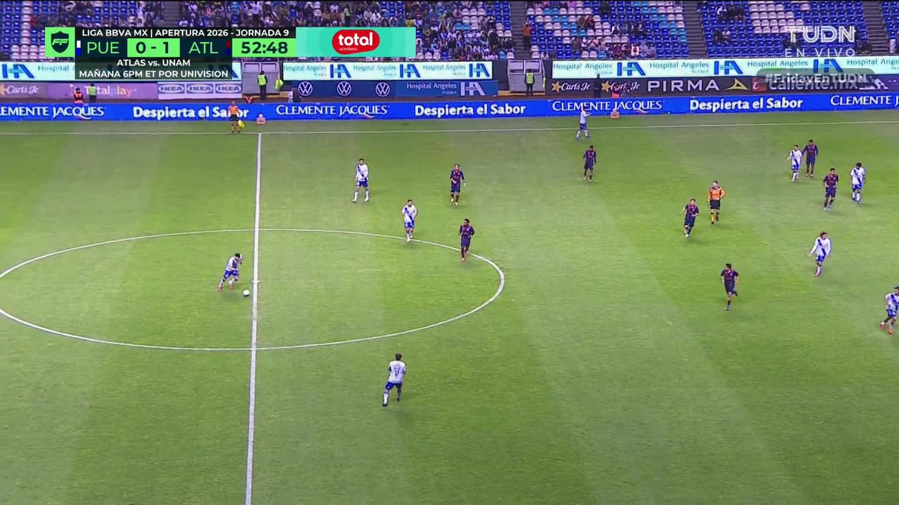 ¡GOL!  anota para Puebla. Mathías Tomás