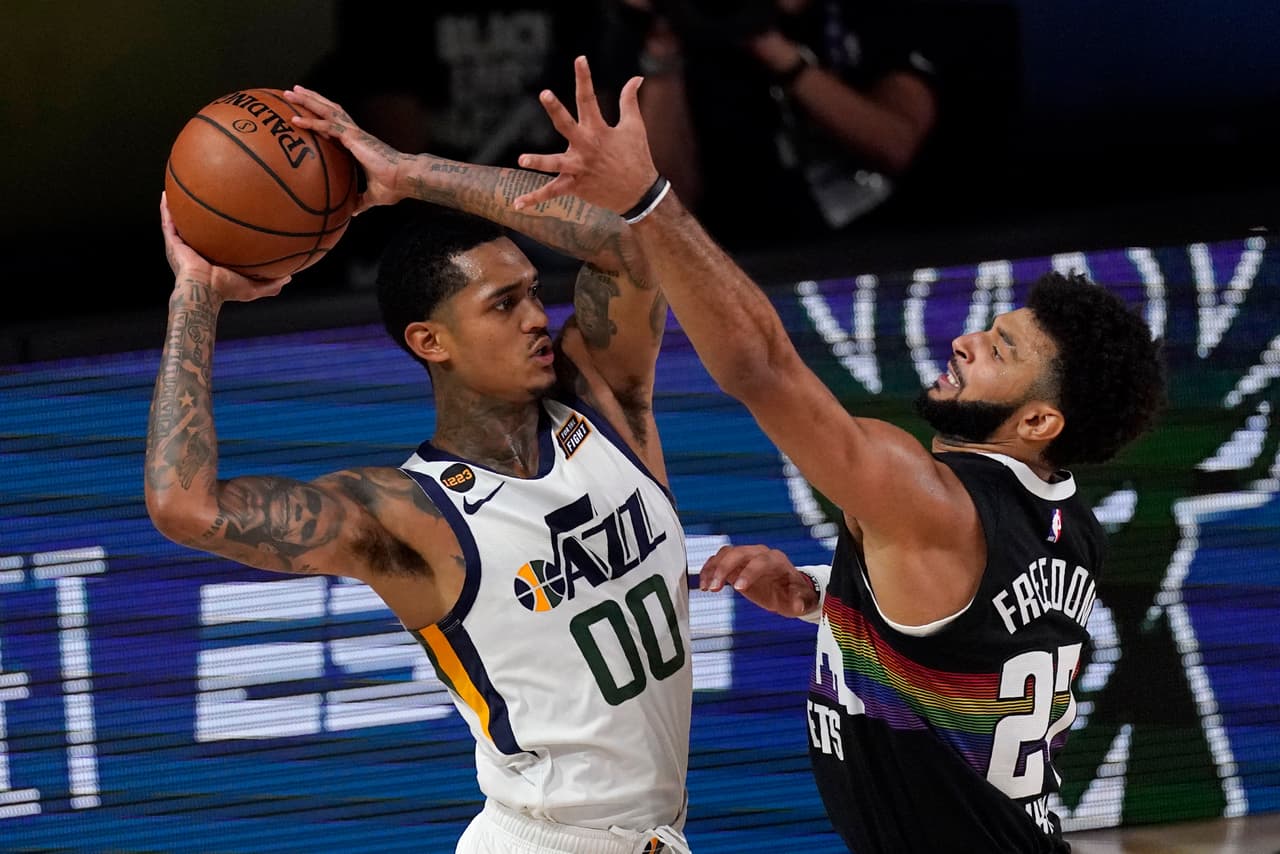 Los Nuggets consiguen la hazaña y con un marcador de 78-80 a favor, los Denver Nuggets eliminan al Utah Jazz de los Playoffs.