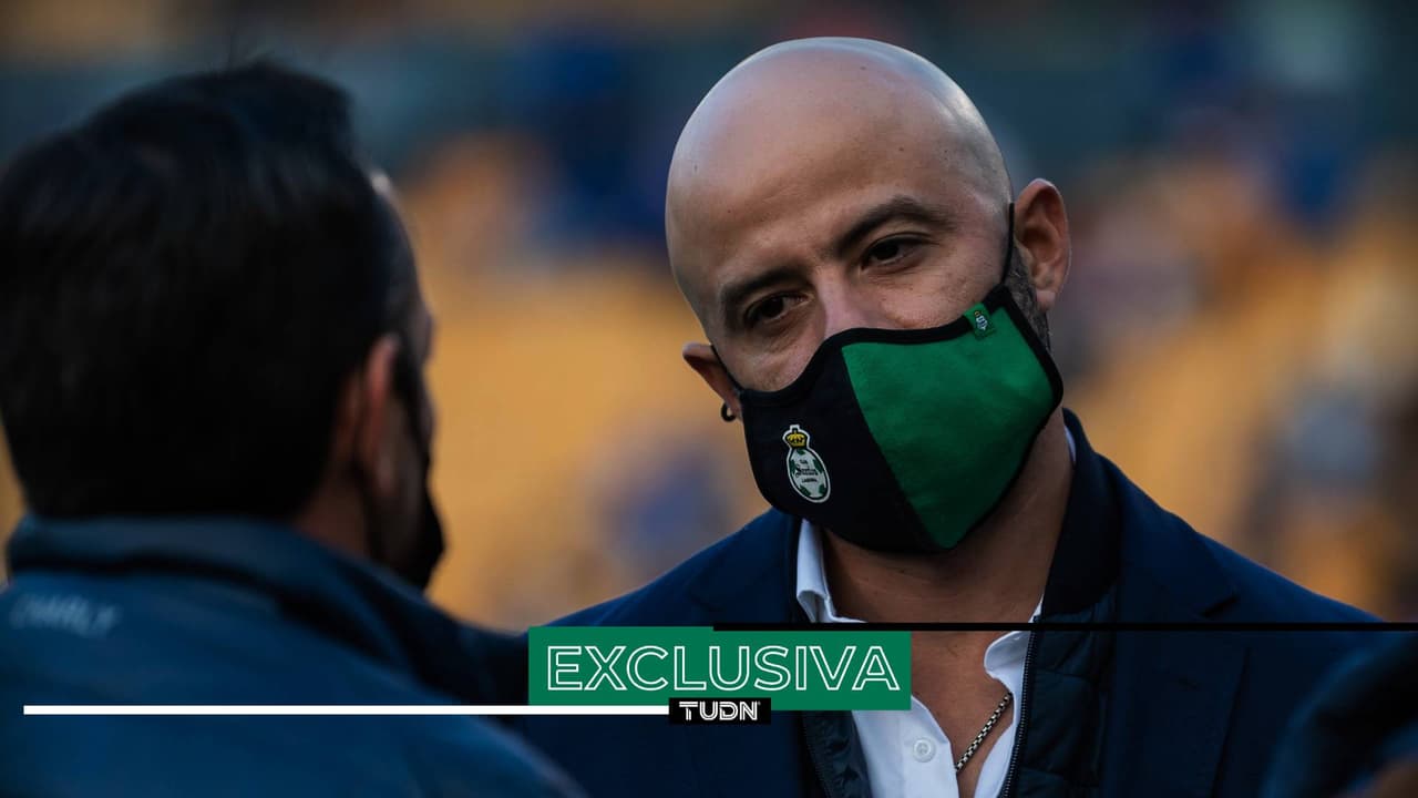 Dante Elizalde aclara futuro de Carlos Acevedo tras rumor del Bayer