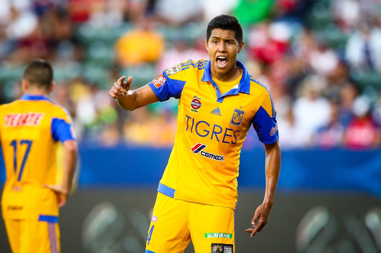 Hugo Ayala, Tigres.- Otro jugador de los felinos forma parte del 11 ideal, ya que cuenta con 35 puntos, mientras que su valor en el UD Fantasy es de $5.5 millones.