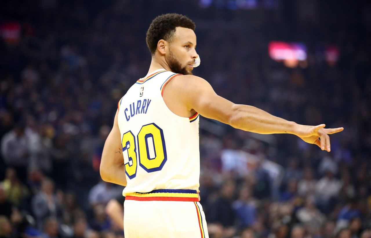 Warriors no gana ni con Stephen Curry 