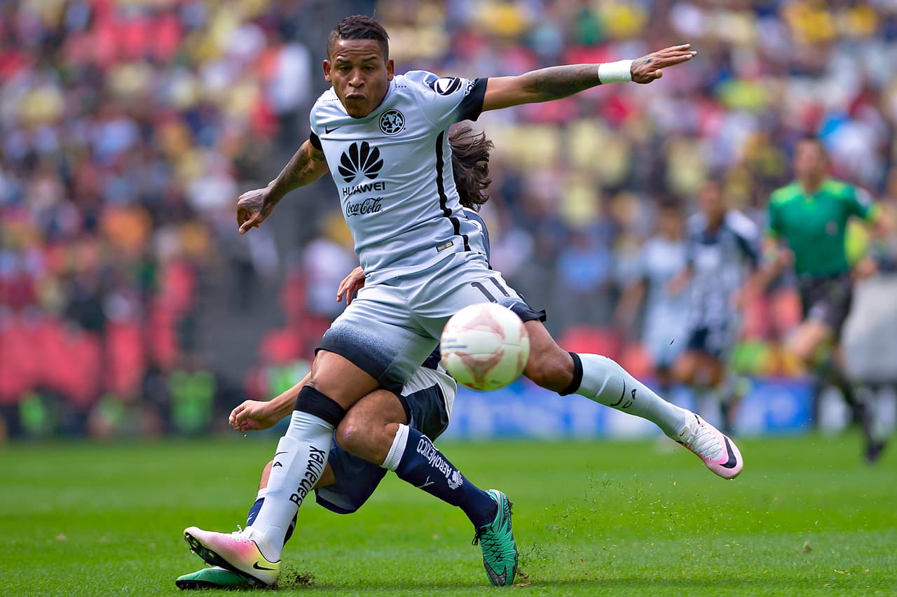 Tanto en el Clausura 2016 como en la Concacaf Liga Campeones ha marcado más diferencia en el campo cuando entra como jugador de cambio, ya que le de otra cara al América desde el banquillo aunque ahora tendrá que demostrar su clase cuando juegue como titular el partido de vuelta tras la expulsión de Sambueza.