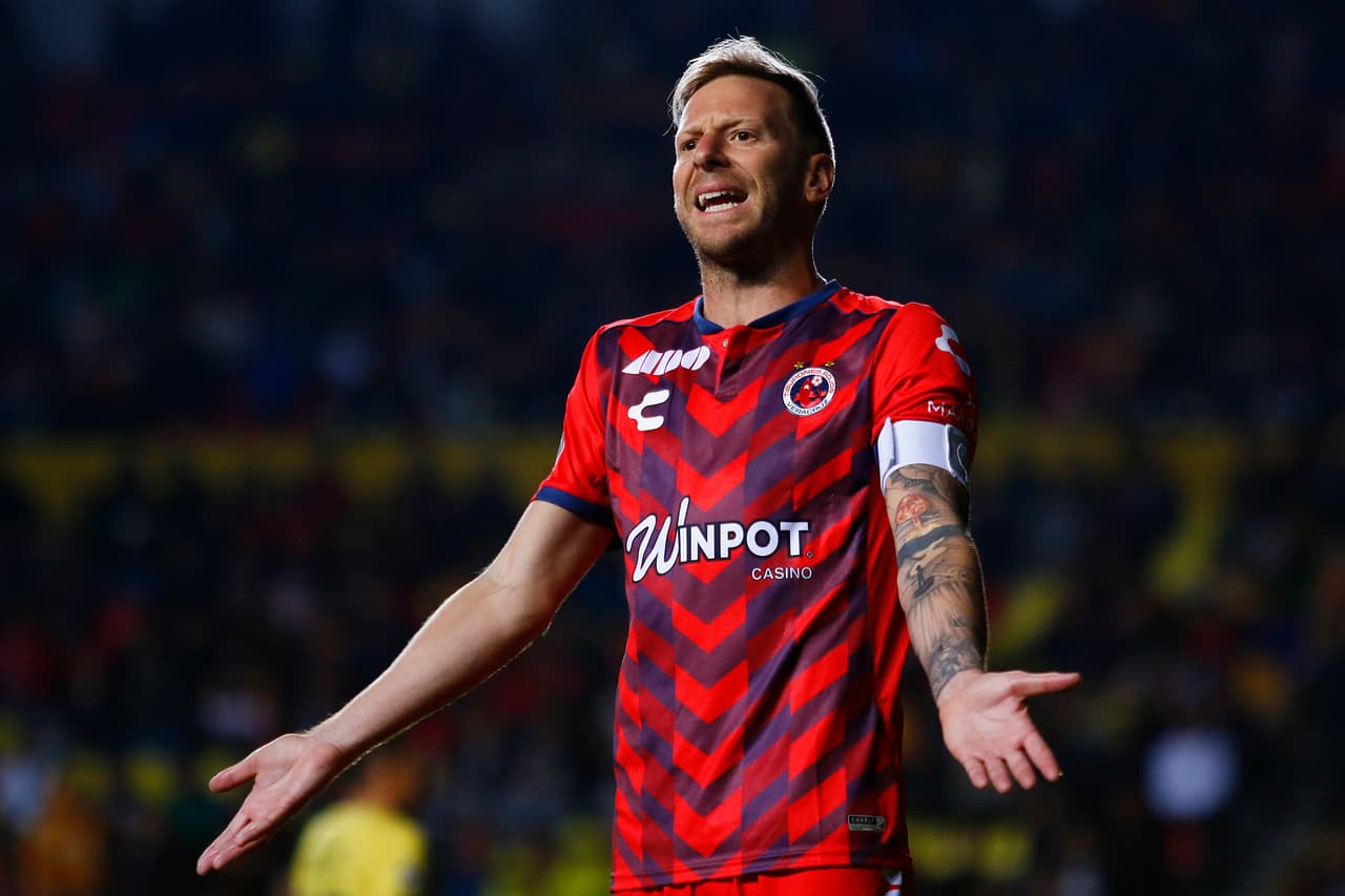 Lo escualos superaron la marca sin gol de Atlas.