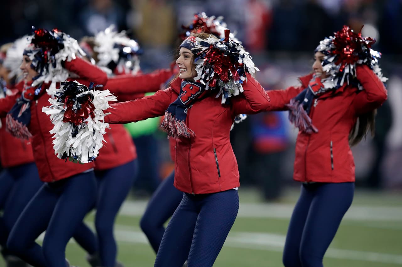 Las porristas de New England Patriots brillarán por segundo año consecutivo con su físico atlético, alegría y seductoras coreografías para darle apoyo al vigente campeón del Super Bowl.