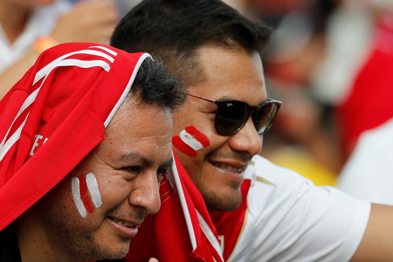 Los fanáticos de Brasil y Perú están listos para el juego que define el panorama de clasificación del Grupo A de la Copa América en la Arena Corinthians de San Pablo.
