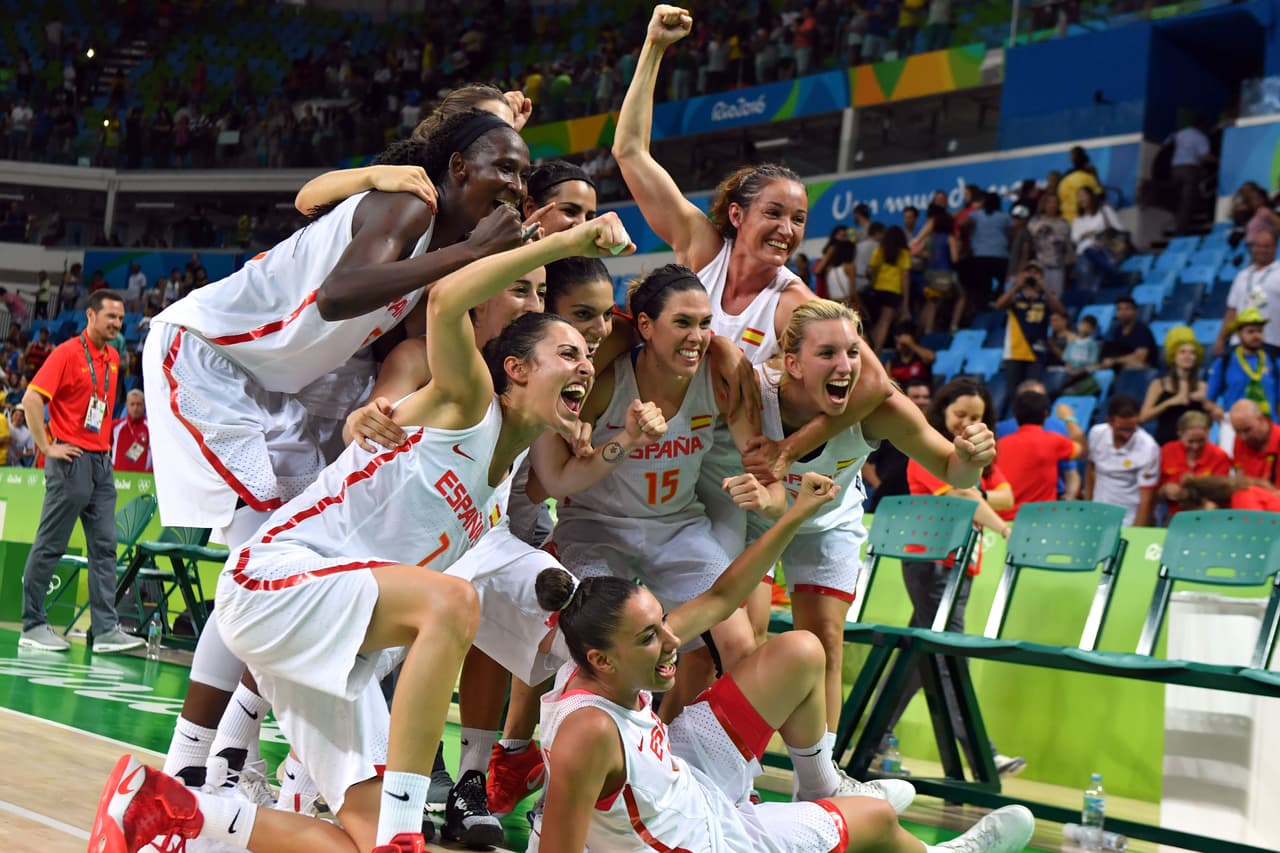 España se impone 68-54 a Serbia y disputará la final del básquetbol femenino en Rio